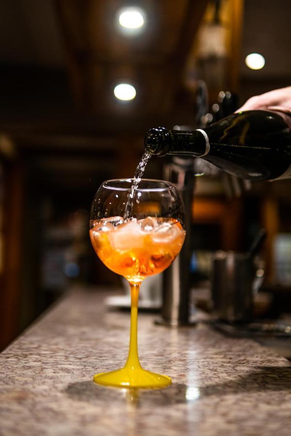 ホテル Le Chardon Bleu リスル エクステリア 写真